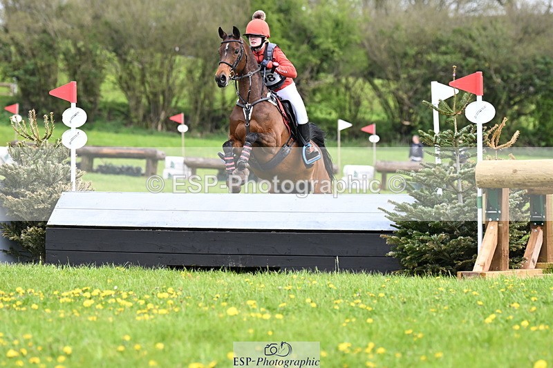 250419-145006-12547 - 808-Chloe.Morgan-SANDBANK.MAGIC.MOMENT