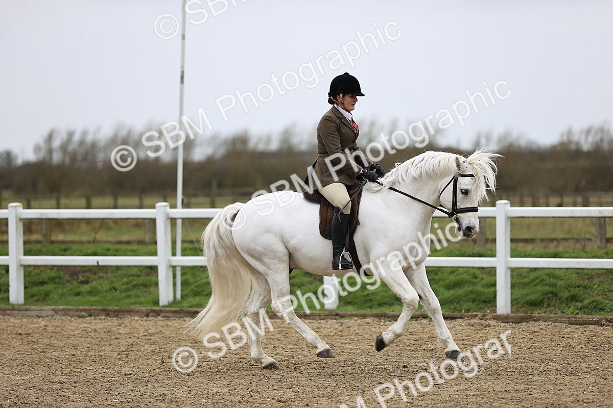 SBM_007516 - Class 31-32 - M&M Confined Novice Small-Large