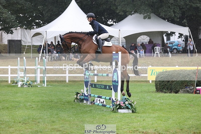 250830A-132010-06638 - Cls 16 Snr Newcomers and 1.10m Open