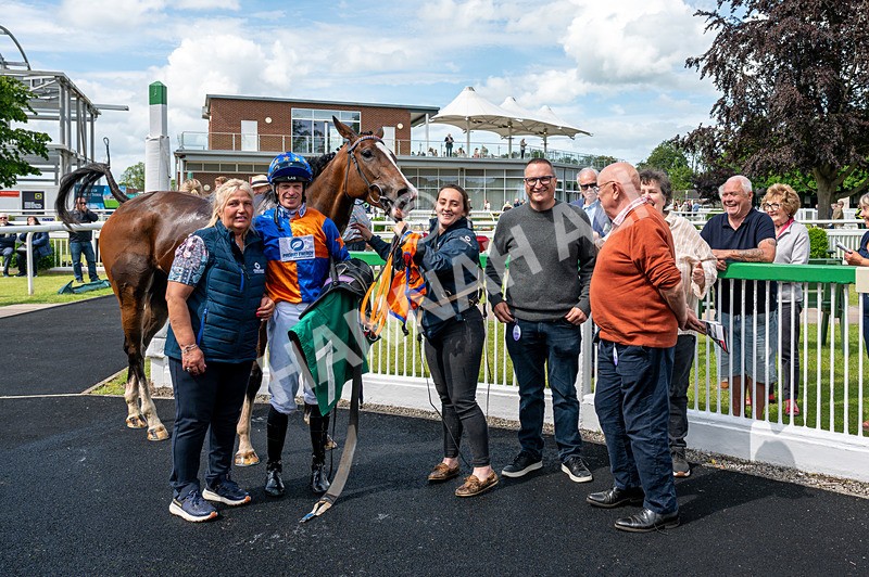 050626-Race 3-Miss Rainbow-9872 - Race 3 14.50pm Power Plastics