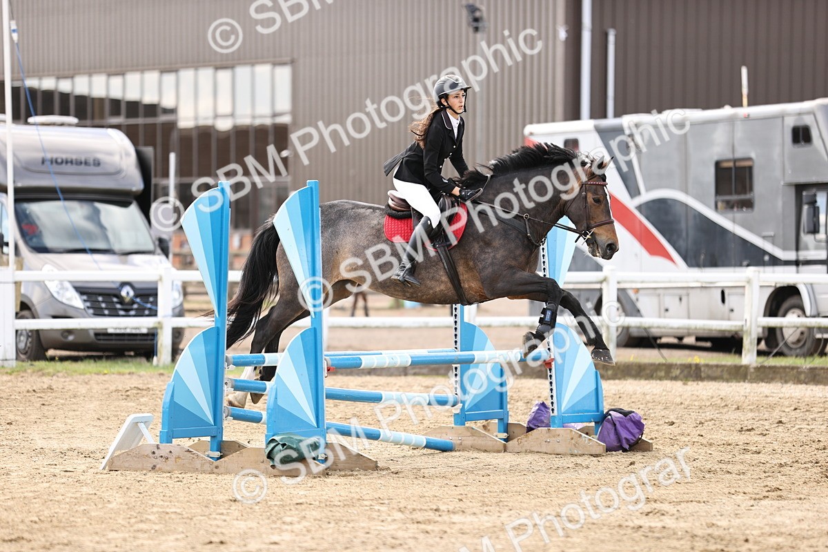 SBM_001825 - Class 8 - Clear Round