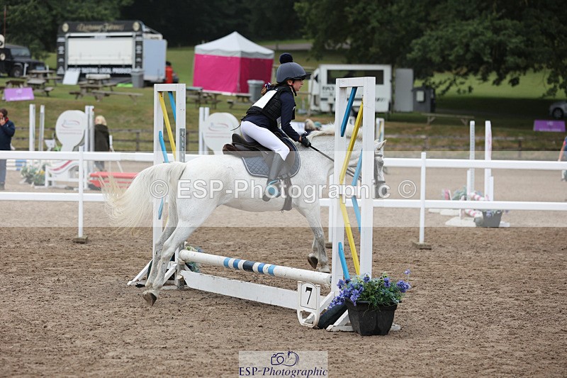 240822X-083439-00011 - 40cm R1 8.30 to 9.30