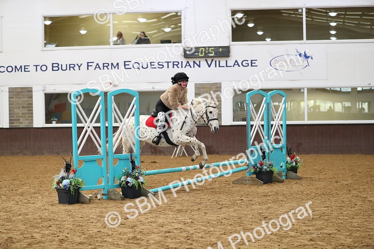 SBM_001212 - Class 3 - Horse & Hound