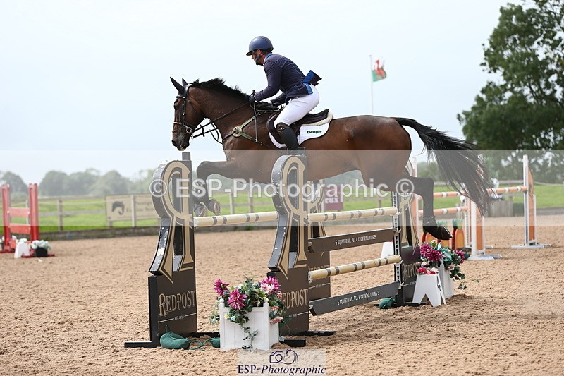 230812A-122841-08980 - Cls 32 Foxhunter