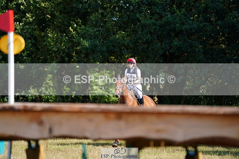 250802A-162804-07970 - F-255-Helen.Buckland-ZIA'S.ZAVITAS