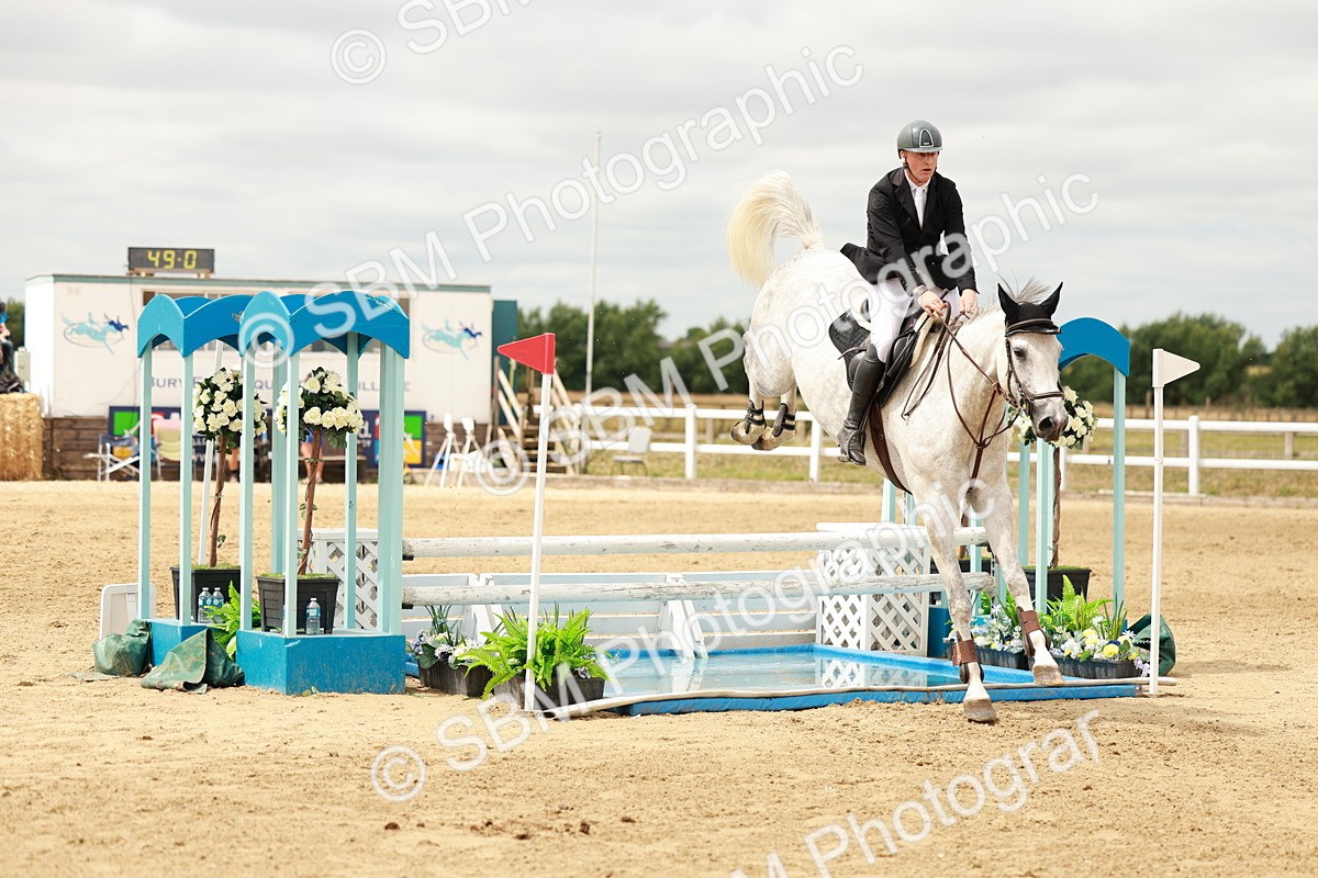SBM_017816 - Class 21 - Senior Newcomers Championship 2d Rd