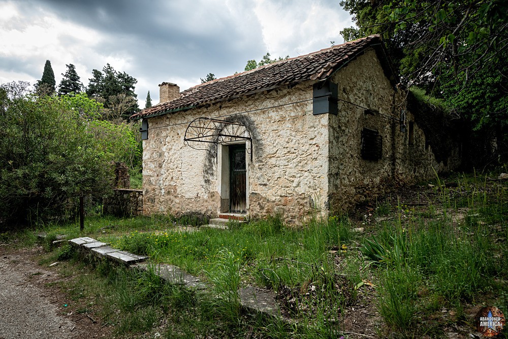  - ABANDONED GREECE