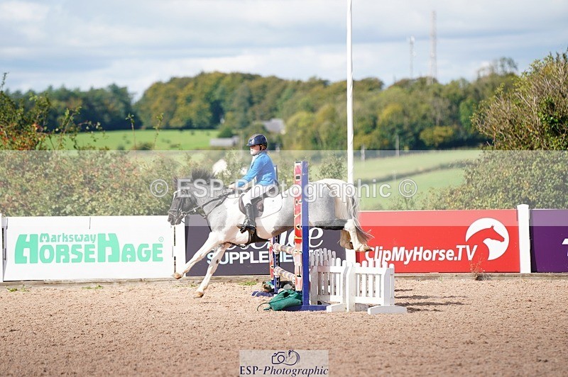 250921-114952-02820 - Cls 21+22 Club and Schools 70cm