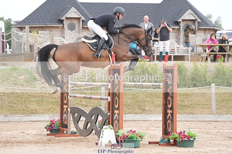 250718-111416-09946 - Cls 2, 3 Star Small Tour Break til End