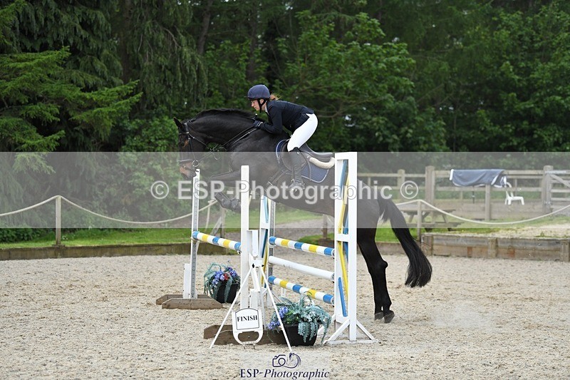 230514-112223-10396 - Cls 33b Snr 1.00m Open Final