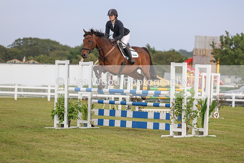 3E7A1087 - Class D: Showjumping Senior Newcomers/1.10m open