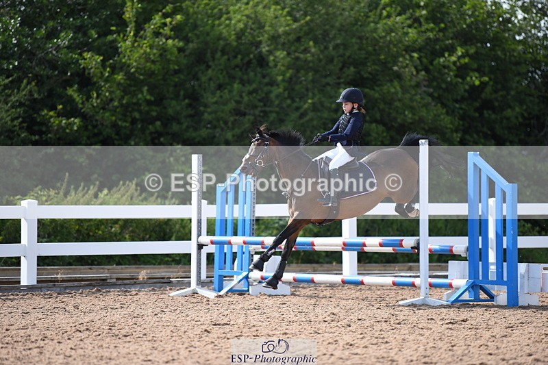 230718A-170100-00198 - 70cm