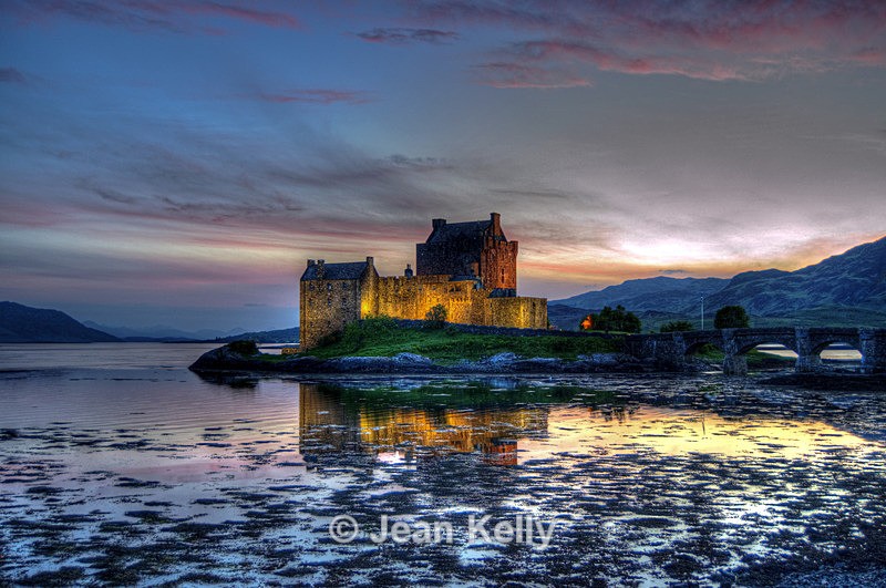 Eilean Donan Castle - 2481_Painterly 2 - HDR effects