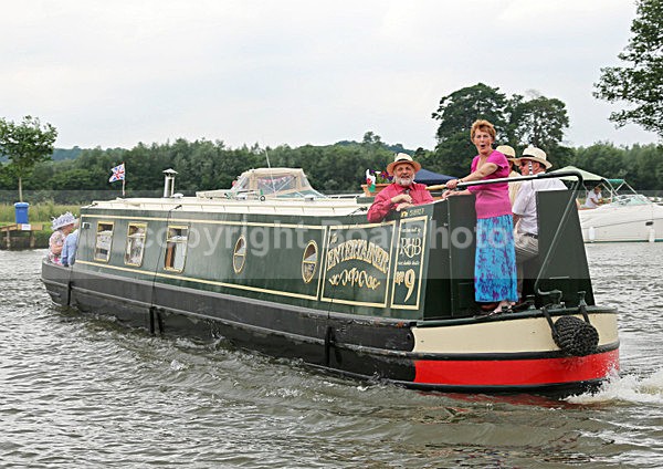120628 THE ENTERTAINER WT7A9902 - HENLEY ROYAL REGATTA Thurs 28th June 2012