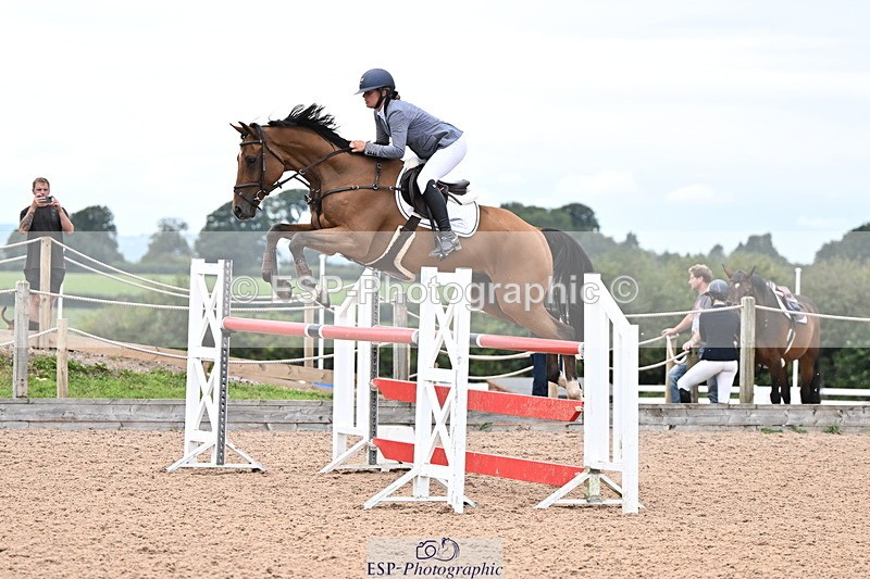 240828A-162544-01339 - Cls 5 Snr Foxhunter and 1.20m Open