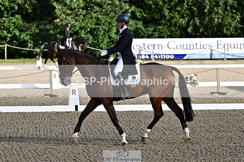 241023-145944-00448 - 105-Bella.Innes.Ker-MBF.KELVIN.DELLA.CACCIA