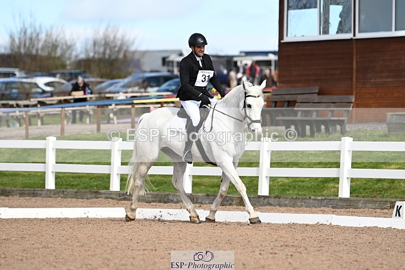 240324A-132250-03624 - Novice 27, 12.30 to 13.50