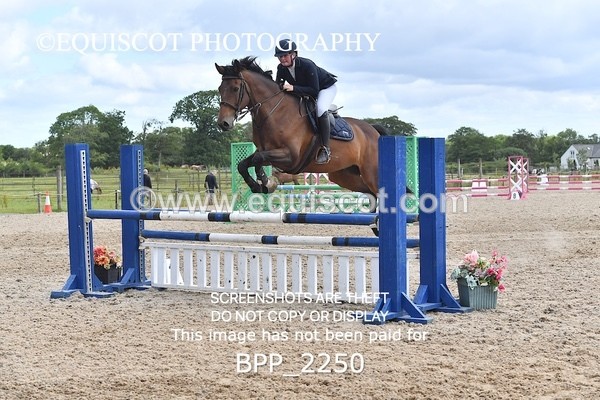 BPP_2250 - CLASS 3 SAT British Novice/ 90cm Open