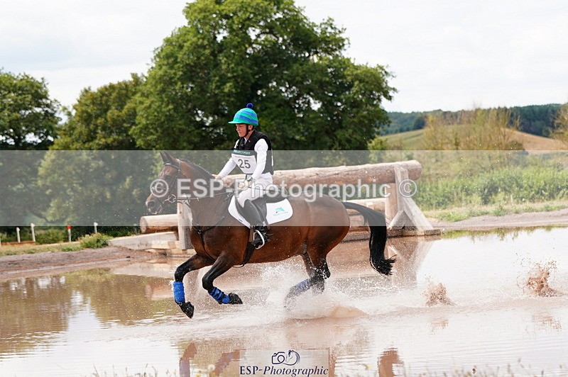 250802A-122218-03977 - A-025-Ollie.Rowlands-LOUGHAN.SILVER.SHADOW