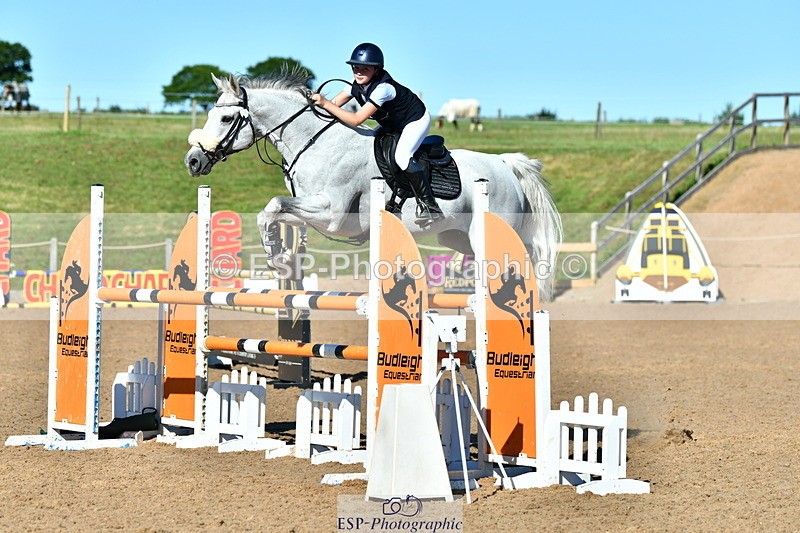 230624A-173109-02810 - Cls 37 Children on Horses 1.15m