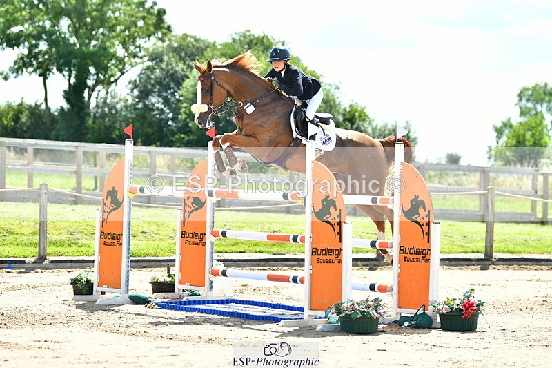 230720A-110056-02042 - Cls 5, 2 Star Medium 1.35m