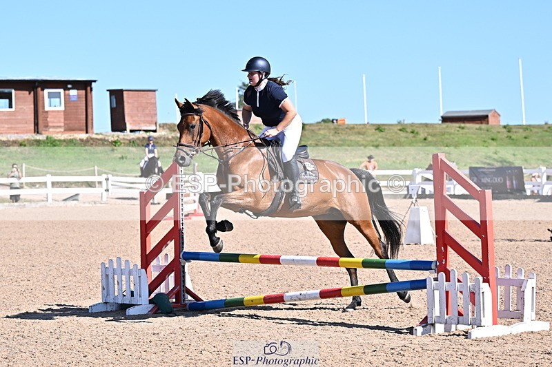 250708A-165259-00125 - 70cm Classes