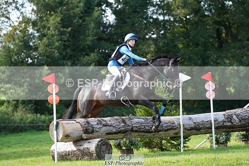 231021-142948-19273 - 467-WELLSHEAD.SQUIGGLE-Emily.Illing-SC+XC