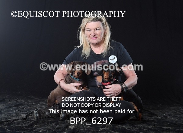 BPP_6297 - LESLEY GRANGER DOGS