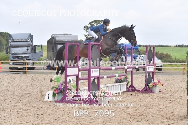 BPP_7095 - CLASS 4 Senior Newcomers/ 1.10m Open