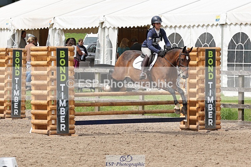 240803-133857-05653 - 225-Molly_Swain-SOCKS