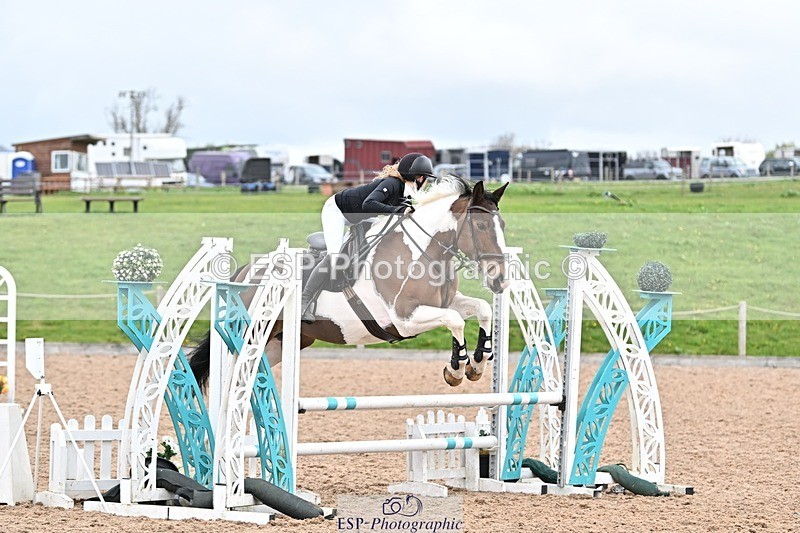 250414-105740-00326 - 80cm Round 1