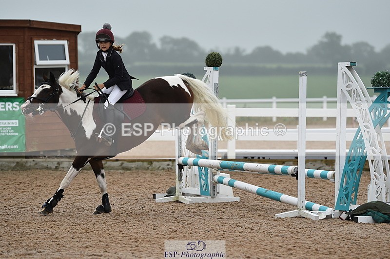 220829A-153214-00076 - Clear Round & 60cm  1a - 1b