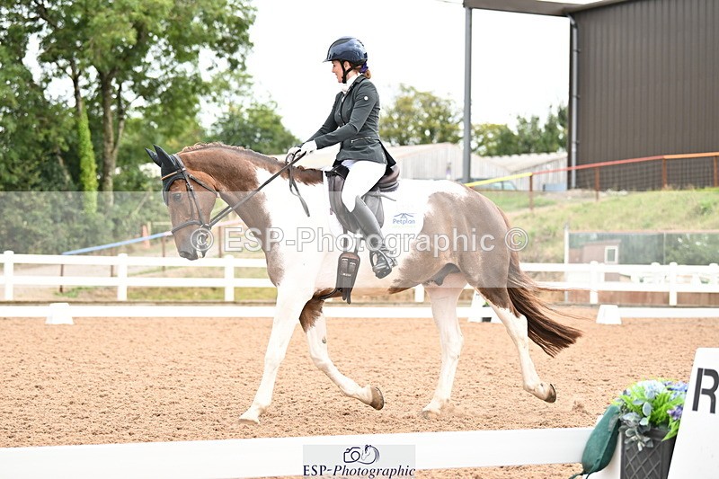 240817A-110029-07254 - 132-Nicky.Turriff-Witchcombe.Music.Man