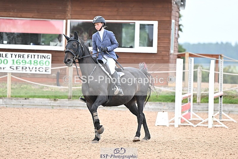 240828A-101617-00052 - Cls 1 Snr British Novice and 90cm Open