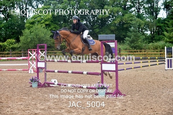 JAC_5004 - CLASS 17 SUN Senior Foxhunter/ 1.20m Open