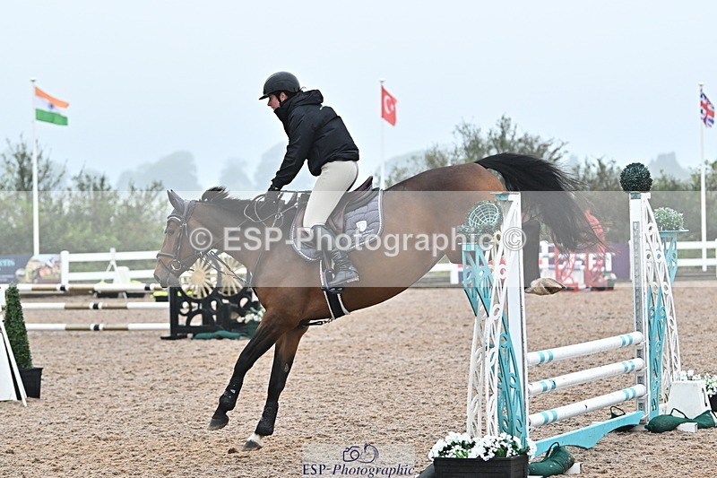 241006A-094150-05809 - Cls 23 85cm Nat Am  Quals
