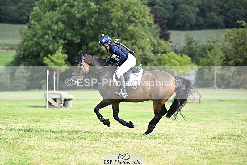 240825X-101021-31288 - 70cm XC 10.00 to 11.00