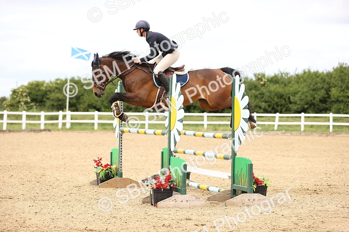 SBM_007777 - Class 19 - Senior Newcomers - 1.10m