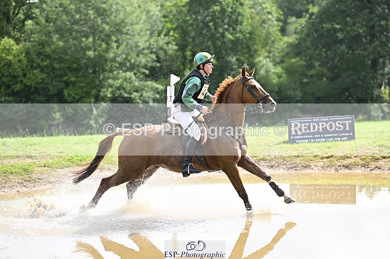 240804-104134-10620 - 406-Harry_Rowcliffe-22_CARROT_GOLD