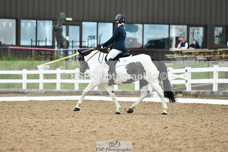 230630A-123953-01602 - Cls 5 Novice 37A