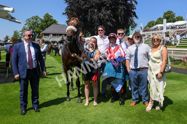 160623-Race 1-Menelaus-0091 - Race 1 1.50pm Andy Thornton Hospitality Furniture Apprentice Handicap