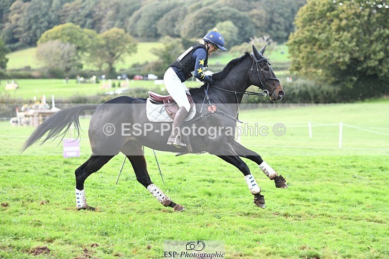 231021-144152-19771 - 473-COUNTING.STARS-Victoria.Newitt-SC+XC