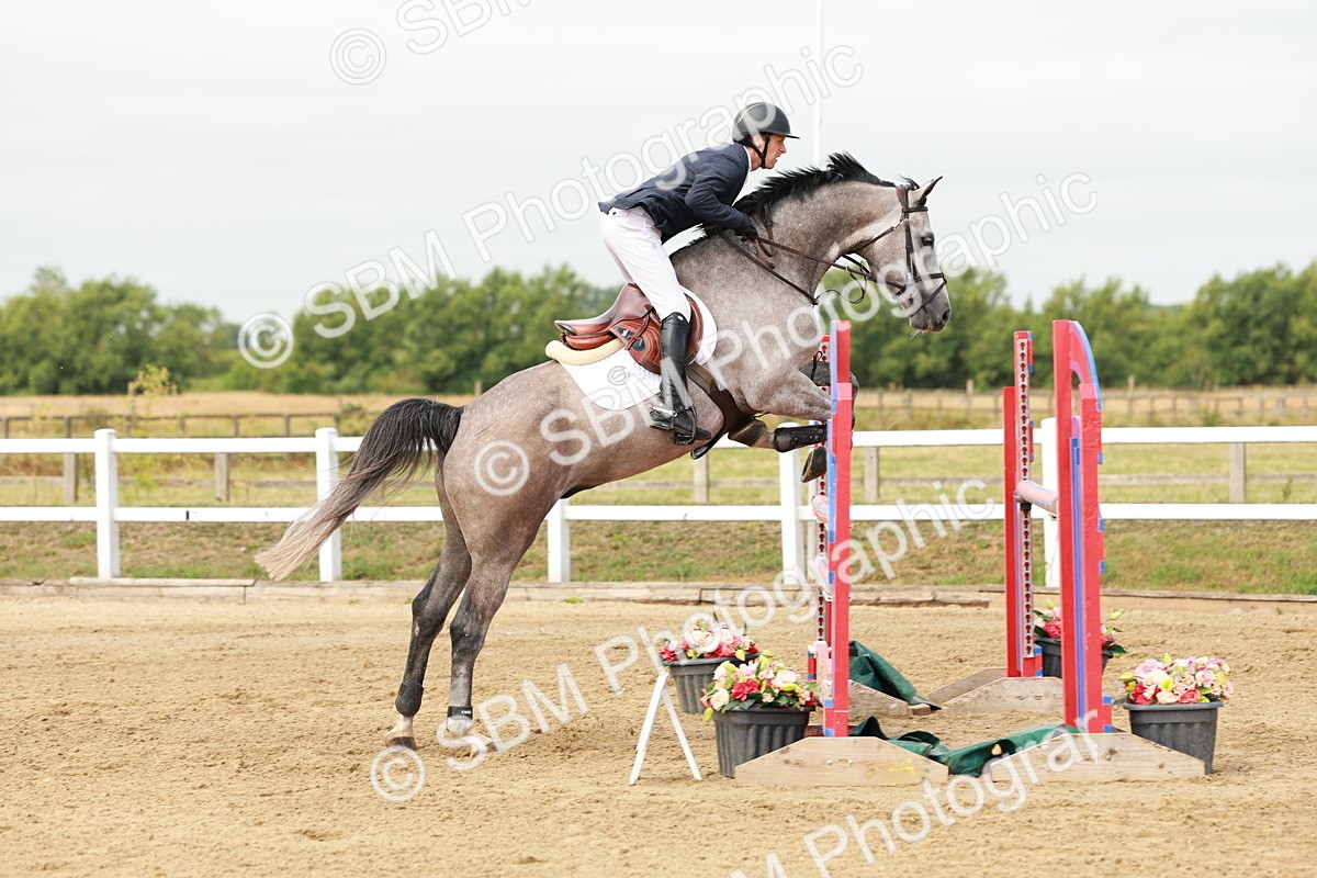 SBM_016879 - Class 20 - Senior Newcomers - 1.10m