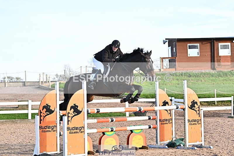 241113A-143108-00883 - Cls 05A&B Snr Fox & 1.20m Open