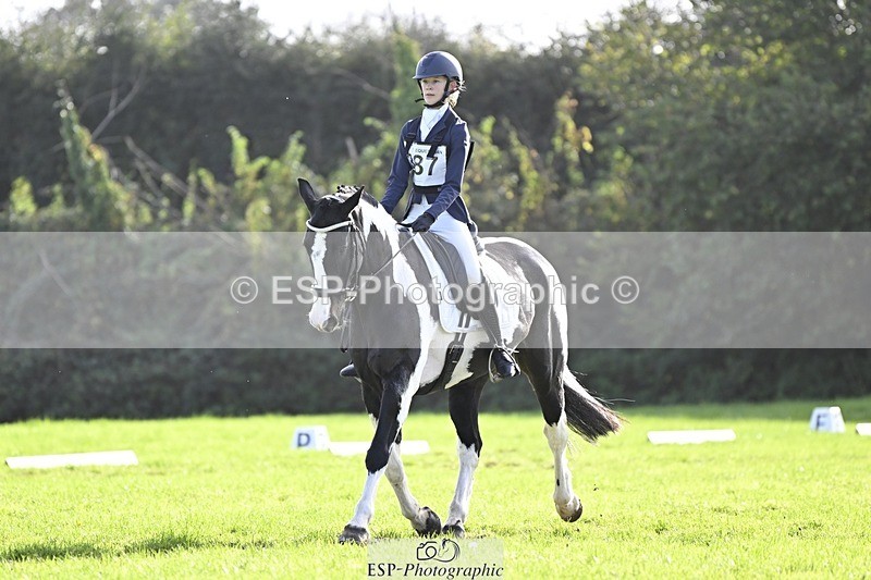 241025-142546-09641 - 387-Kelly.Knockaert-PIPER.II