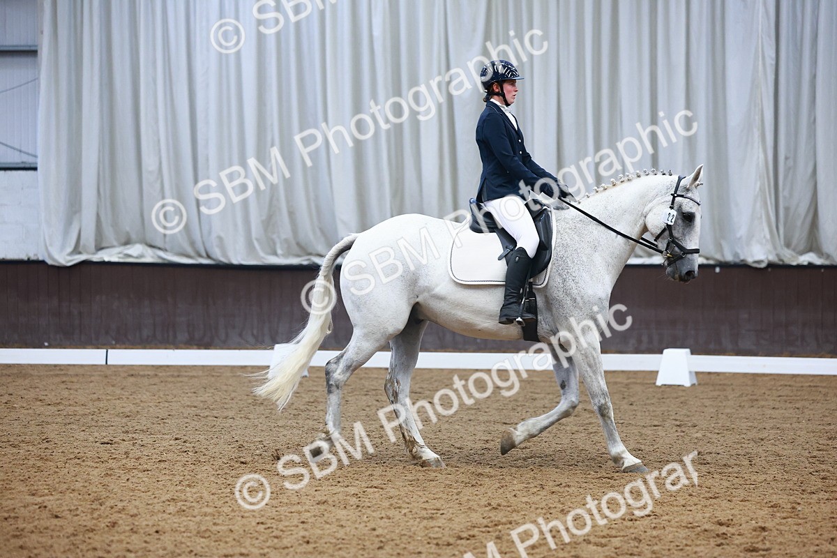 0B8A9116 - Class 6 - Novice 3