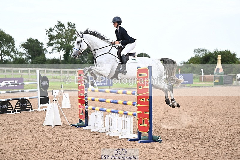 240828A-160802-01289 - Cls 5 Snr Foxhunter and 1.20m Open