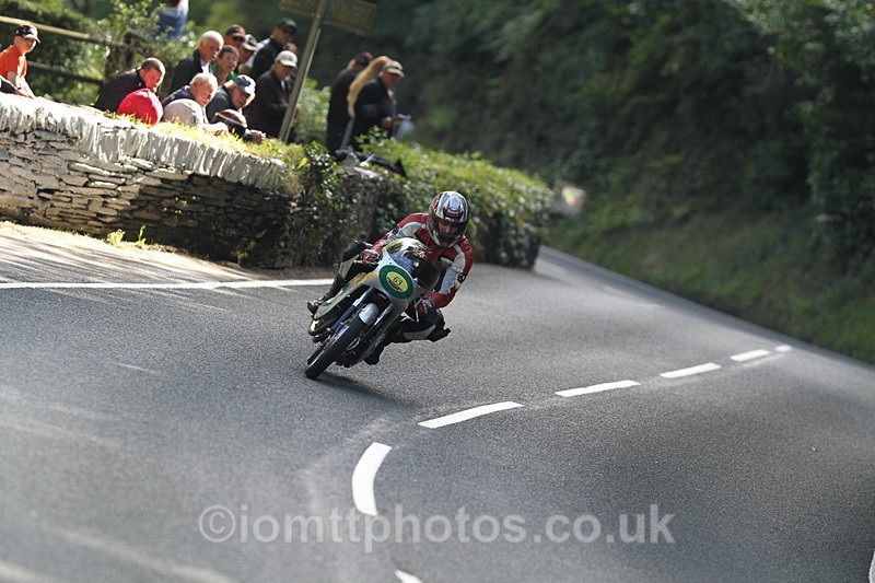 FOM_1115 - Classic TT Lap of honour