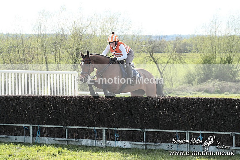 PtP 210425  1383 - Paxford Races Easter Monday 21/04/25