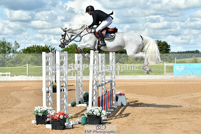 230720A-104728-01969 - Cls 5, 2 Star Medium 1.35m